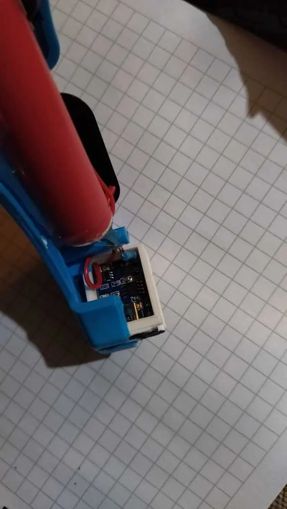 Держатель TP4056 для фонарей