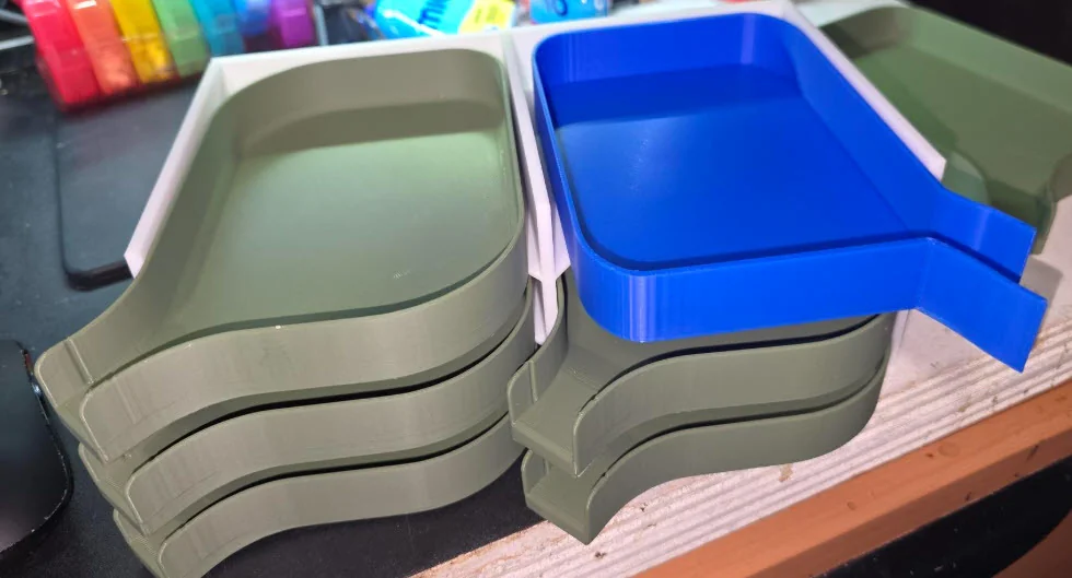 Ящики и держатели для винтов