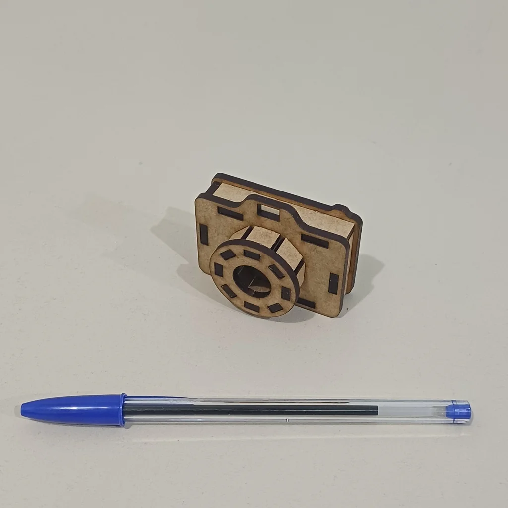 Лазерная модель камеры