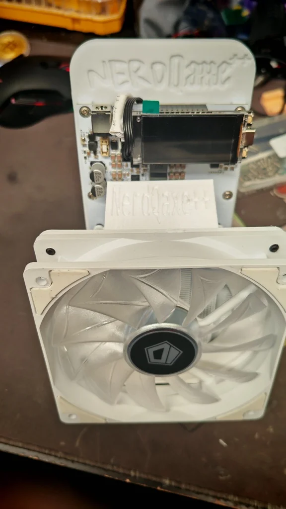 Переходник для вентилятора NerdQaxe++