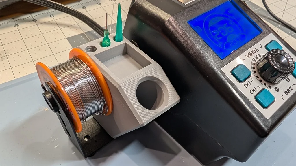 Держатель для шприца с флюсом Yihua 982