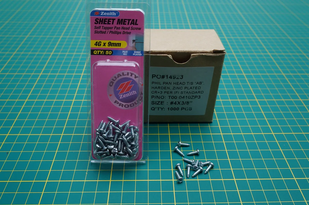 Игрушечная модель автомобиля 70-х в стиле Fastback