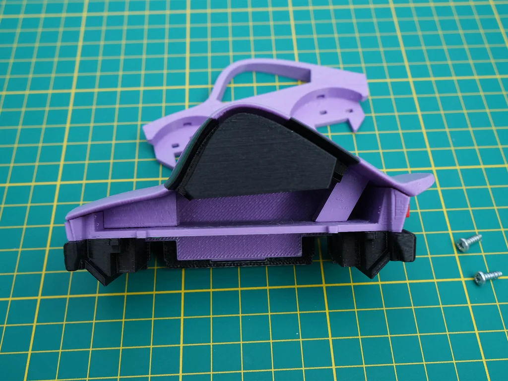 Игрушечная модель автомобиля 70-х в стиле Fastback