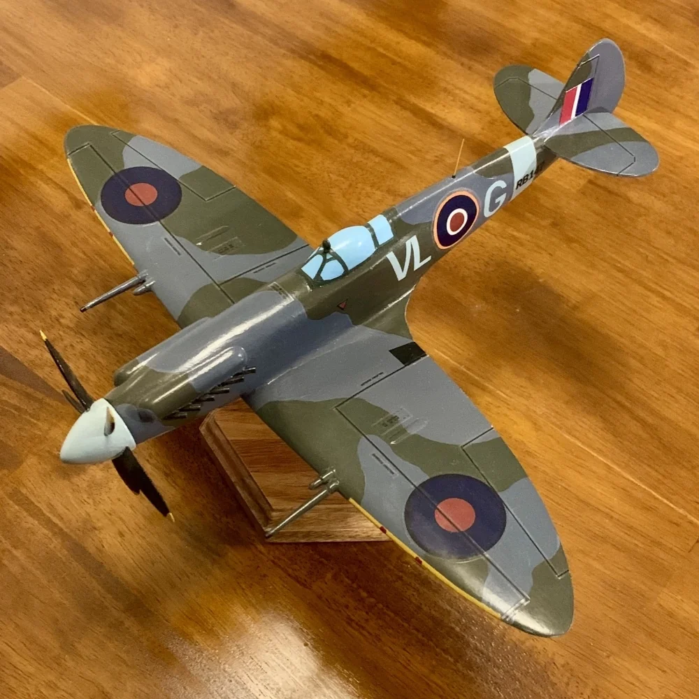 Модель Spitfire Mk XIV