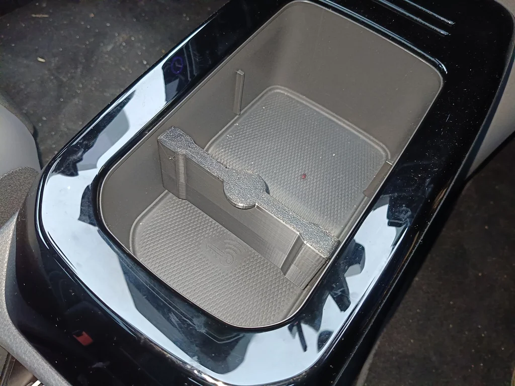 Треннер для центральной консоли VW iD4/iD5