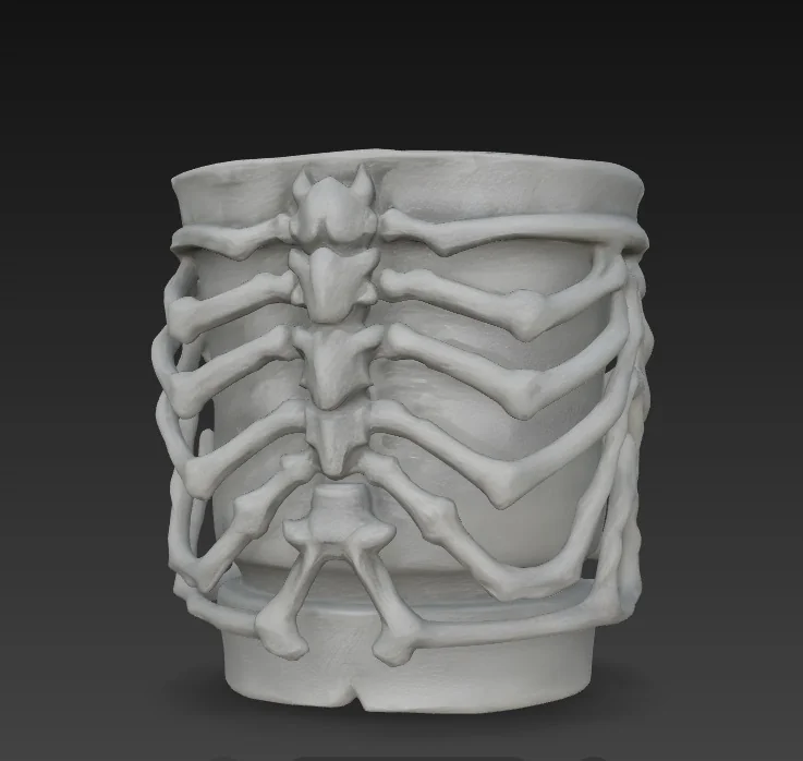 Цветочный горшок в форме кости