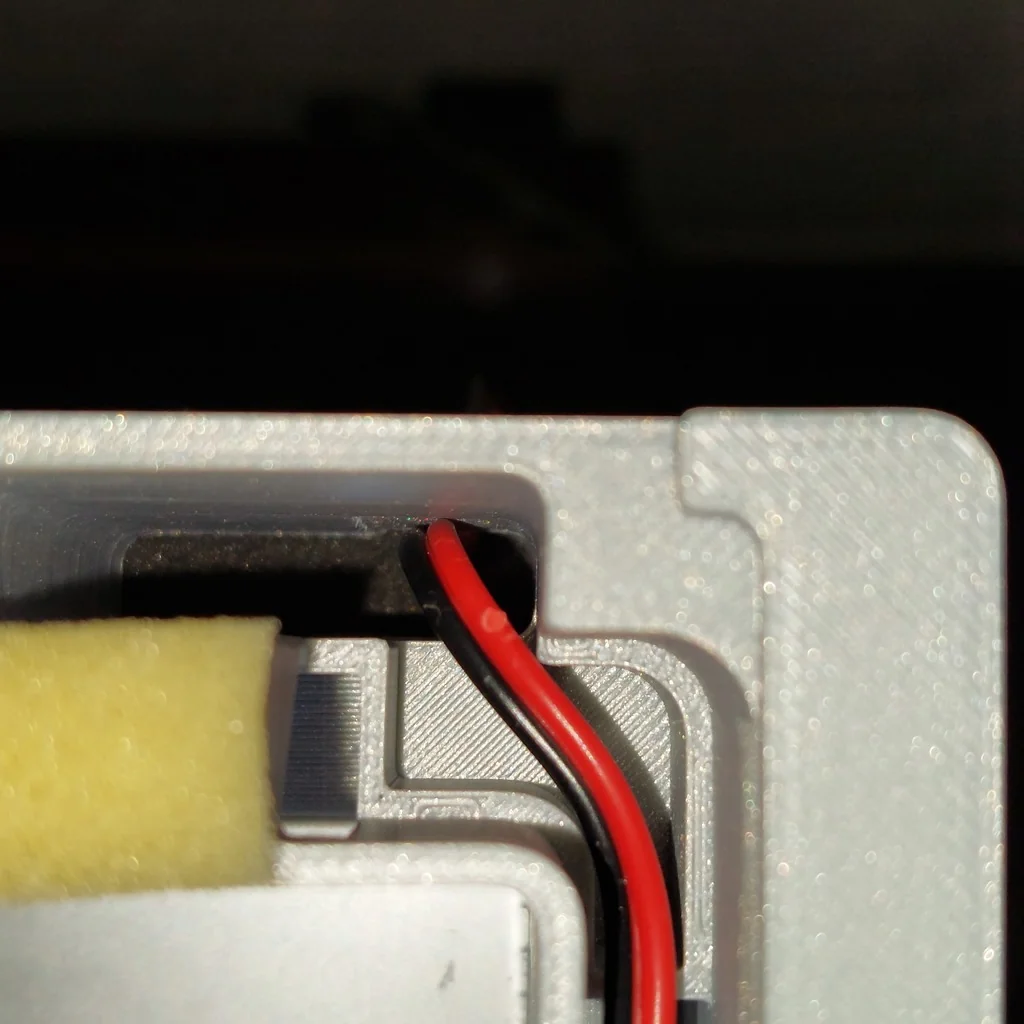 QIDI Q2 riser - LED освещение и инструменты