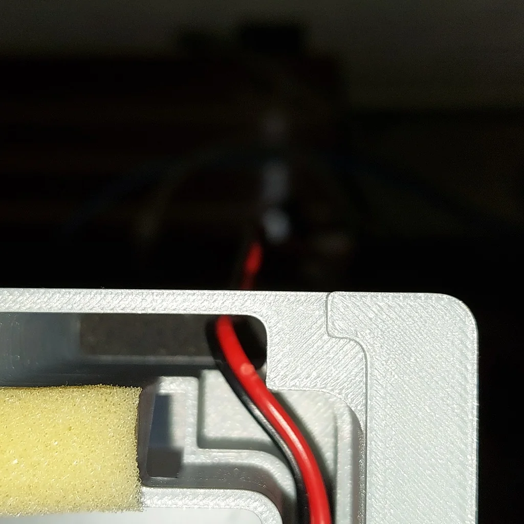 QIDI Q2 riser - LED освещение и инструменты