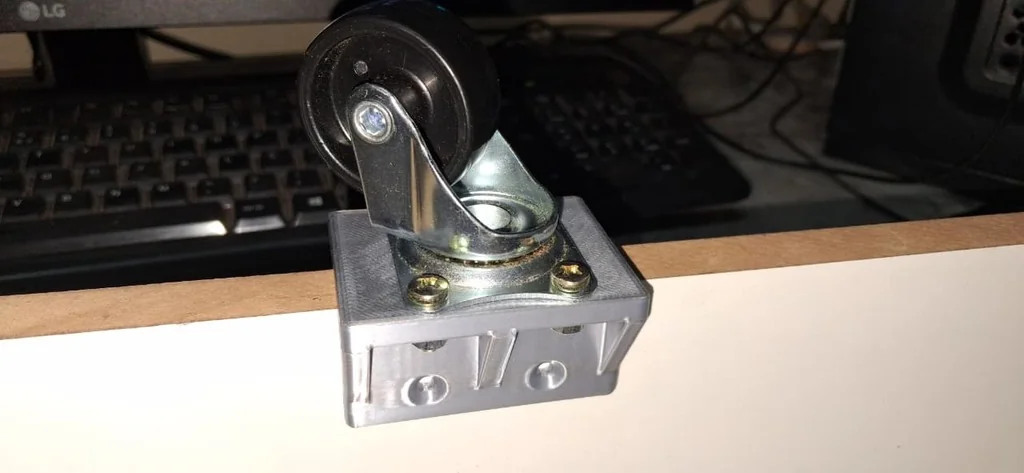 У-образная опора для роликов из МДФ 15 мм