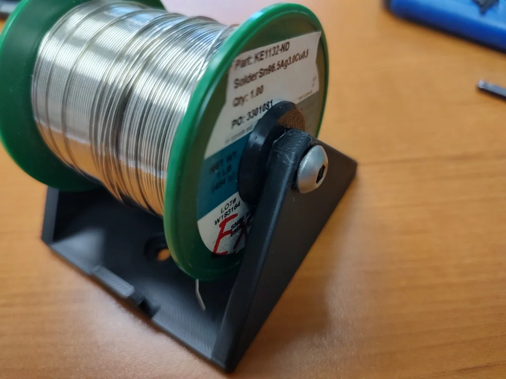 Держатель для рулонов припоя