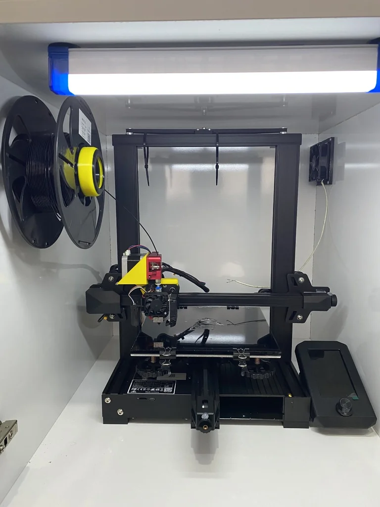 Настенный держатель для филамента v1.0