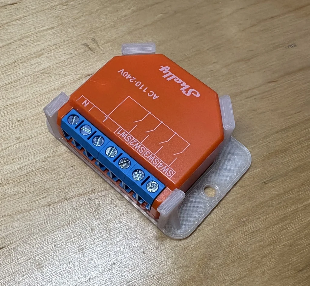 Крепление на стену для модуля Shelly