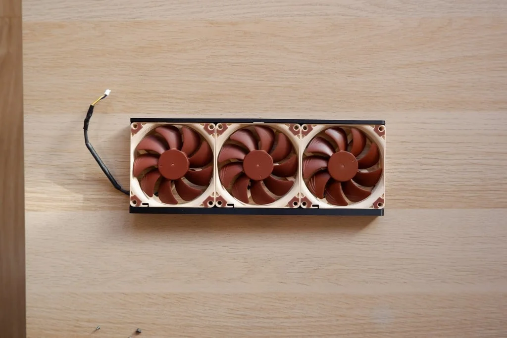 Крепление для вентиляторов Noctua A9x14 для Alienware RX6800XT
