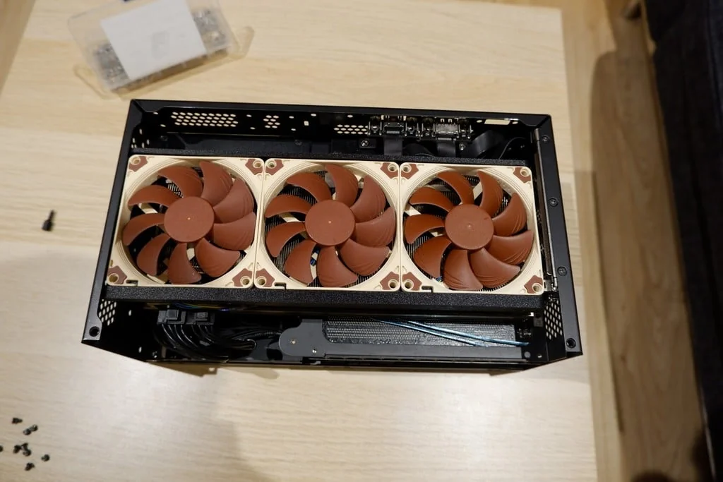Крепление для вентиляторов Noctua A9x14 для Alienware RX6800XT