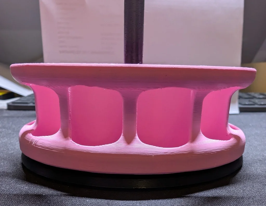 Карусель для парфюма Adopt