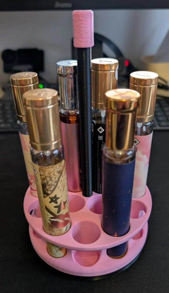 Карусель для парфюма Adopt