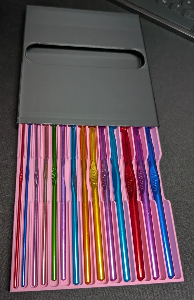 Чехол для крючков