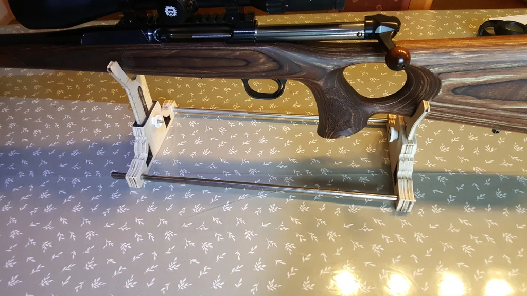 Стенд для винтовки с лазерной резкой