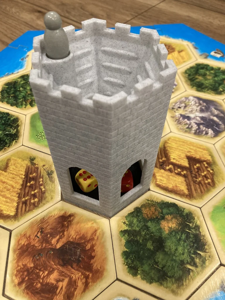 Кубическая башня для игры Catan