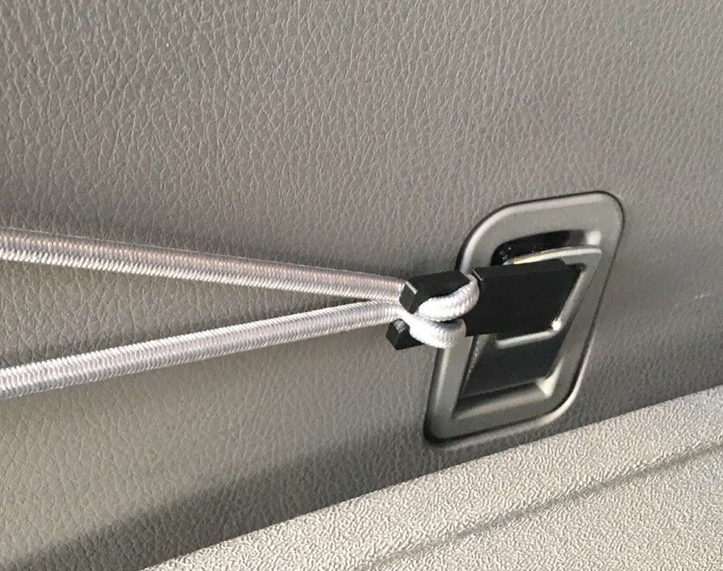 Крепления для грузового отсекa Toyota Highlander