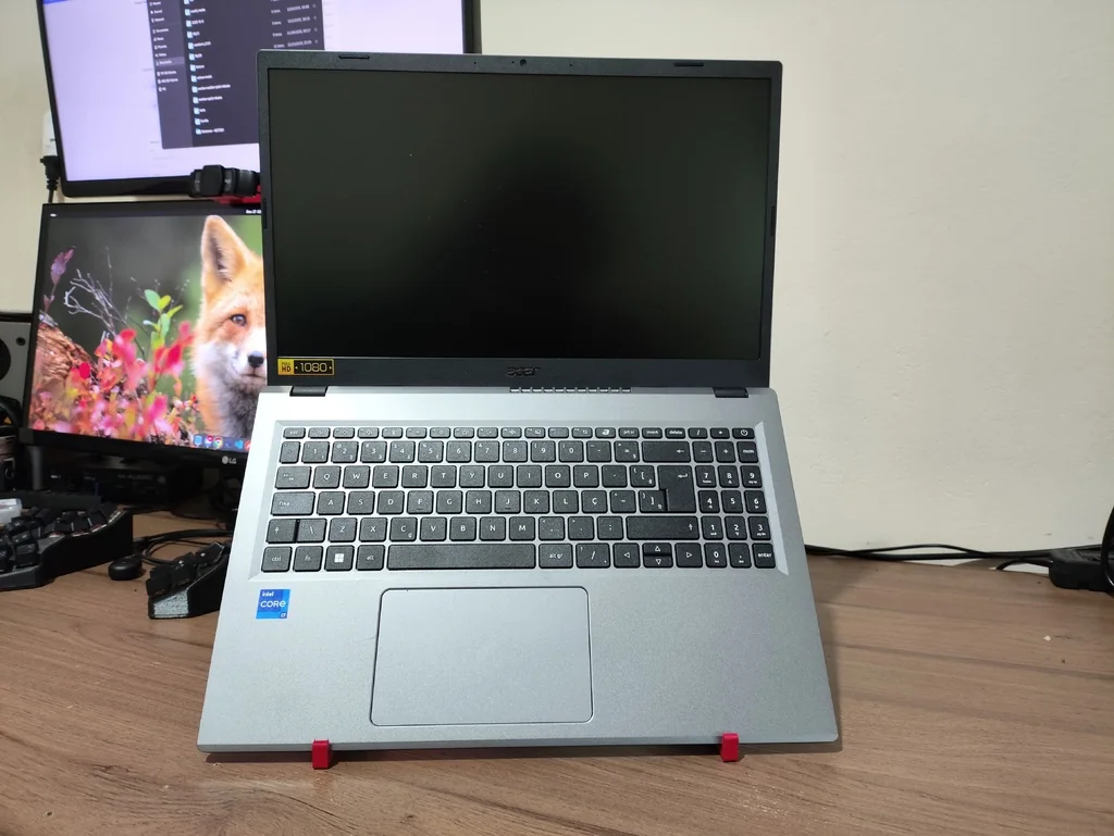 Подставка для ноутбуков с углом открытия 140°