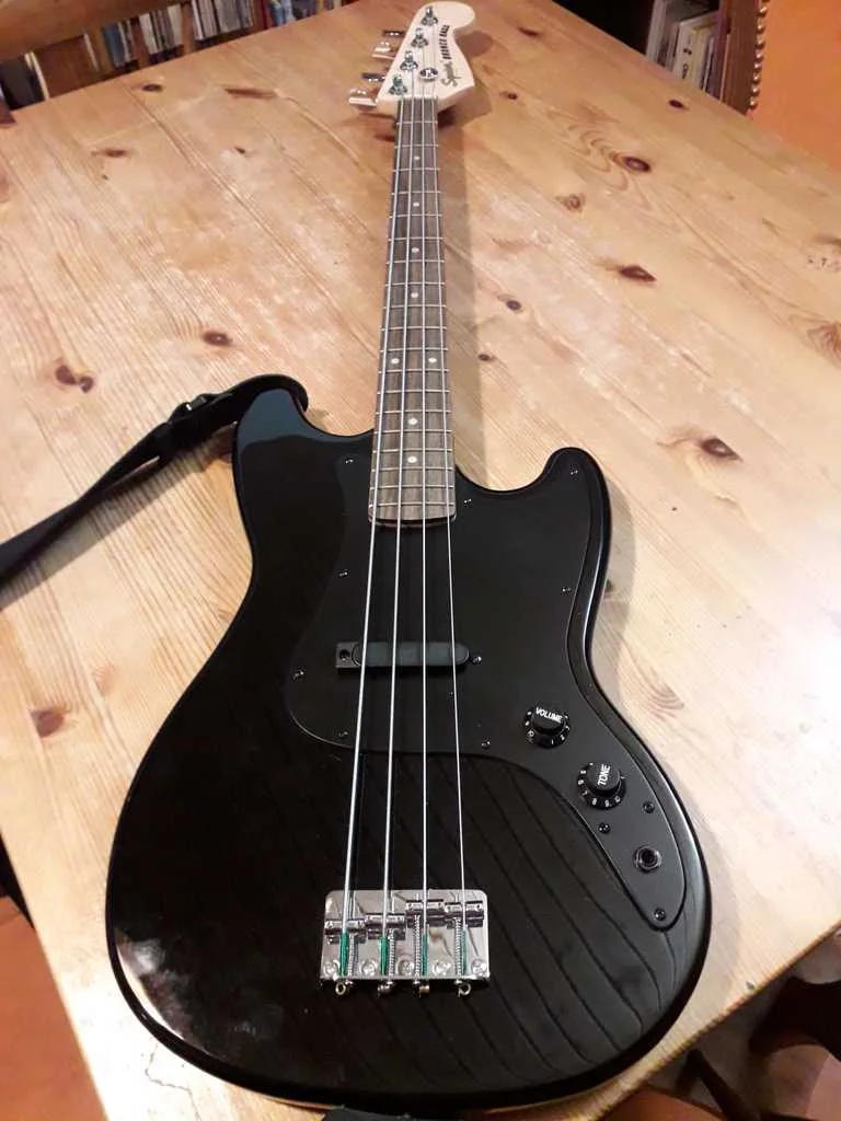 Squier Sonic Bronco Bass Thumb Rest