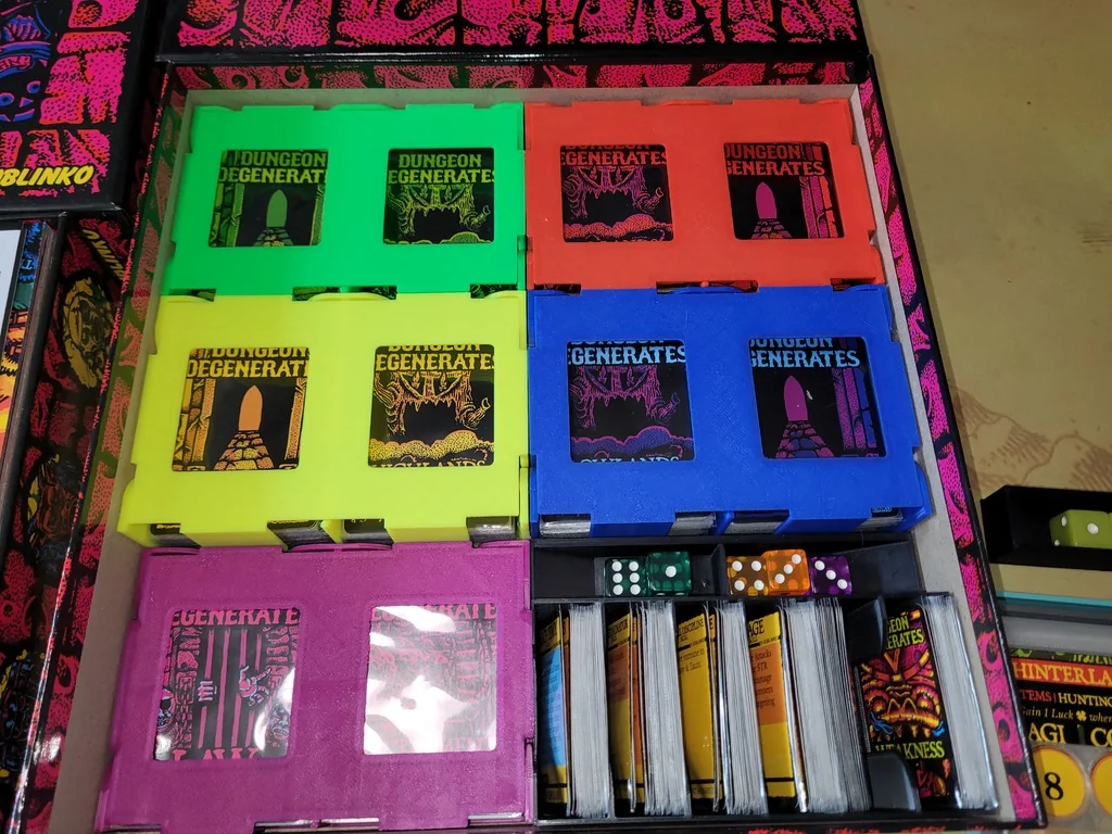 Хранение Dungeon Degenerates и его дополнений