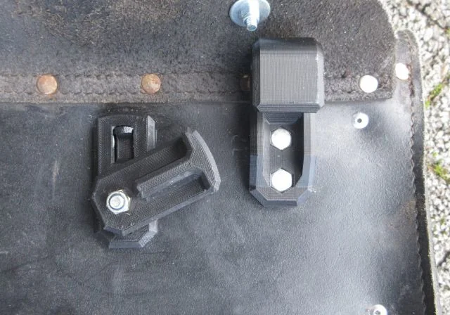 Универсальная система крепления сумок для багажников