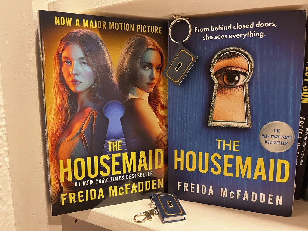 Брелок для ключей Housemaid