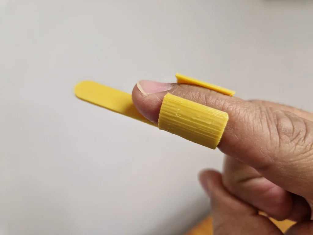 Модель для шитья: швейный палец