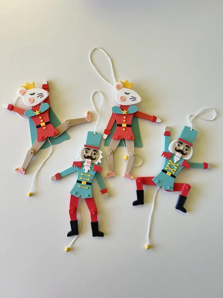 Куклы Щелкунчика и Короля Мышей