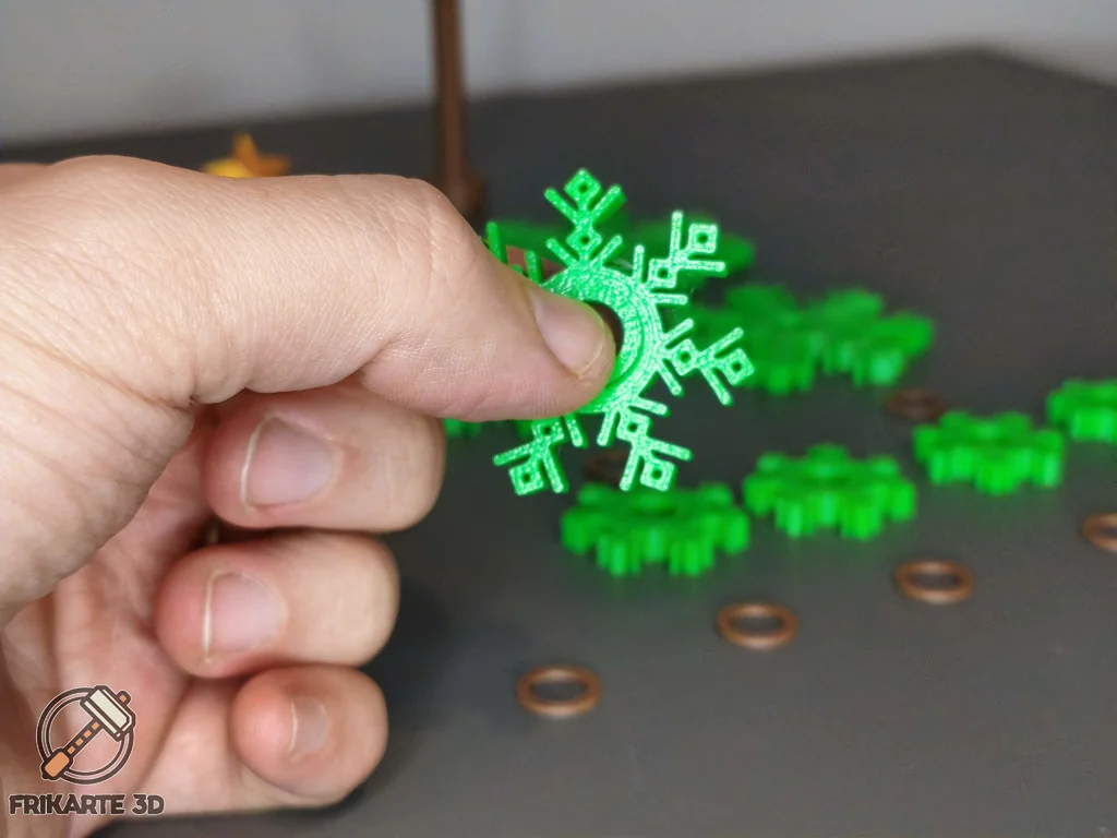 3D Модель: Крутящийся Снежинка Рождественская Елка