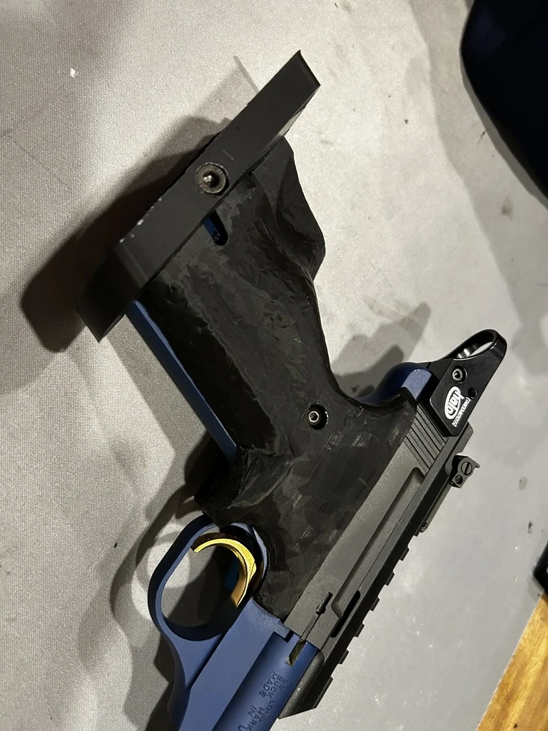 Эргономичные рукоятки для Browning Buckmark .22LR UFX