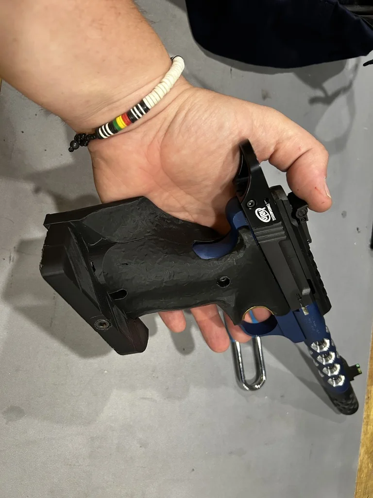 Эргономичные рукоятки для Browning Buckmark .22LR UFX