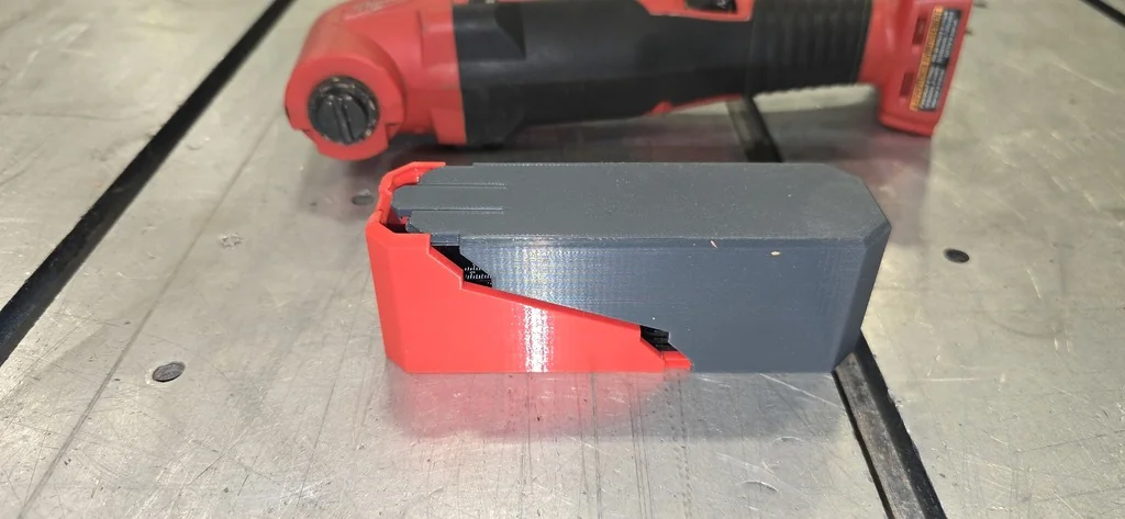 Корпус для лезвий осциллирующего инструмента