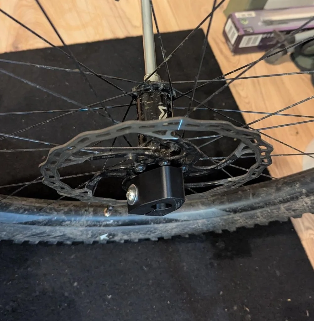 Инструмент для снятия заглушки NewMenWheels