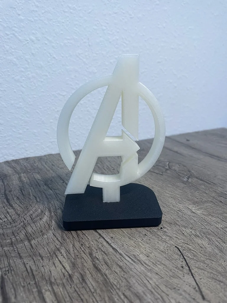 Подставка для логотипа Мстителей V2