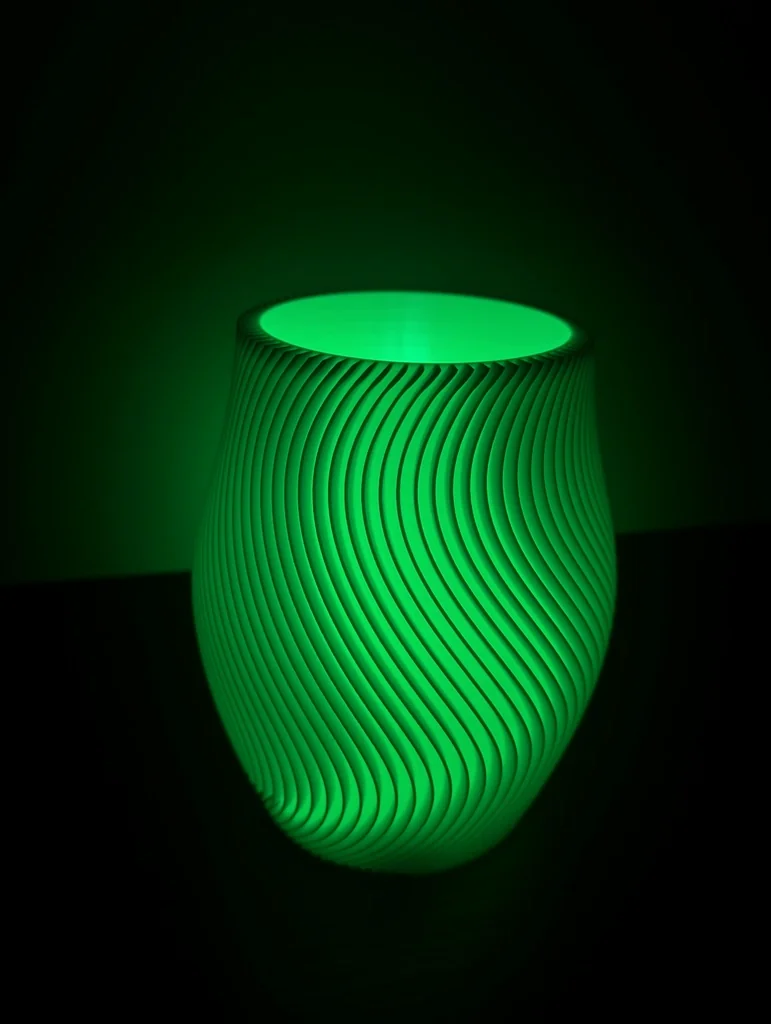 Спиральная ваза