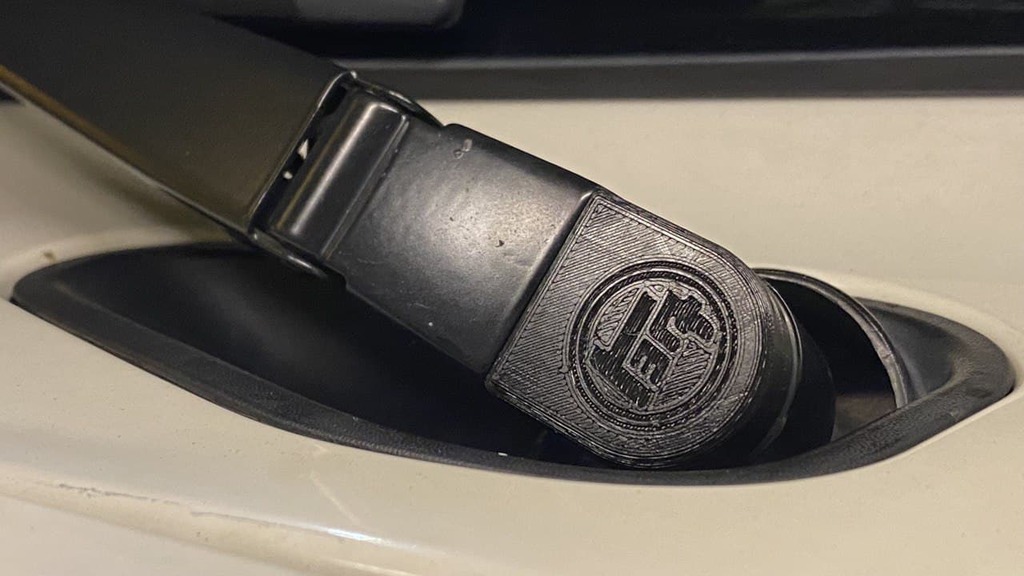 Замена крышки болта стеклоочистителя Toyota FJ Cruiser