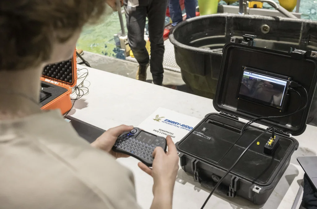 SAFE-T SDR Design Micro-g (SEMAPHITES)