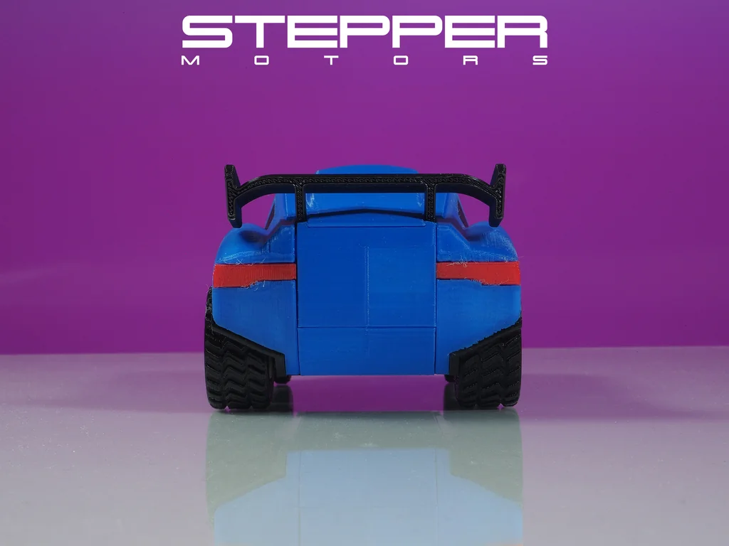 Модель раллийного автомобиля Дакар с моторами-степперами