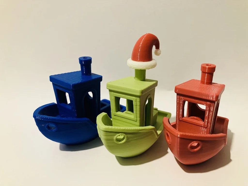 Санта-шляпа для Benchy