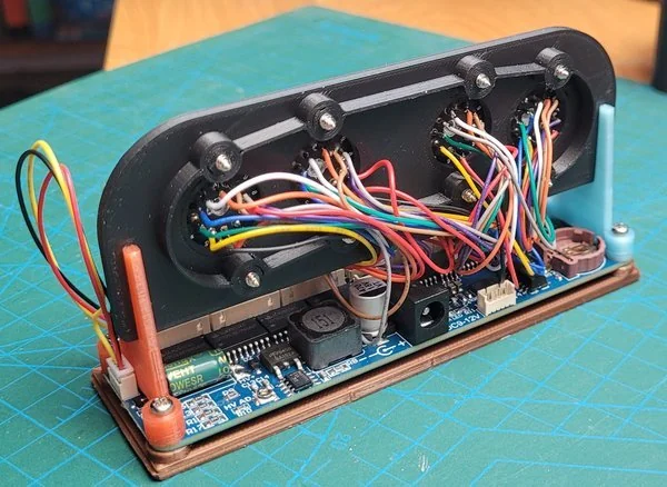 Часы на Nixie трубках Robo-Clock