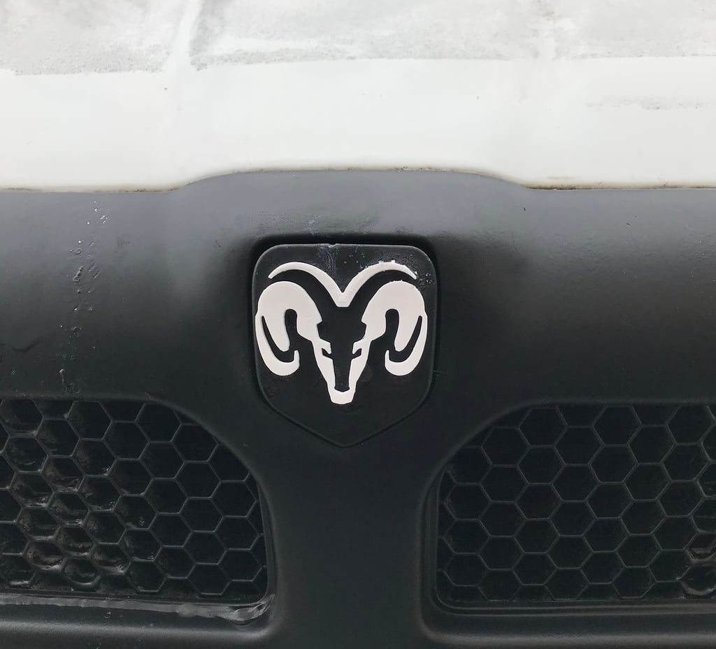 Эмблема Dodge Ram