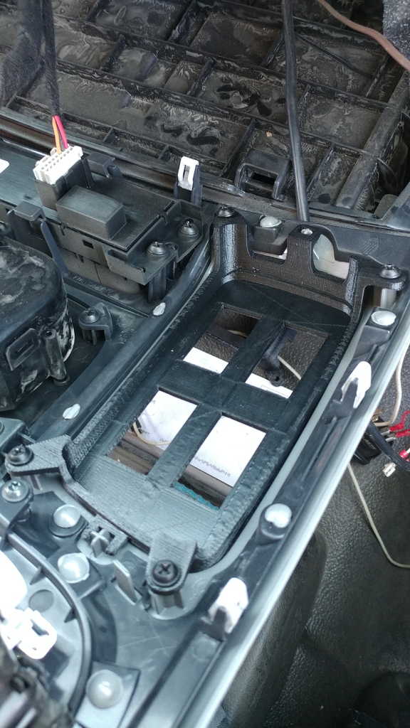 Крышка для крепления переключателя