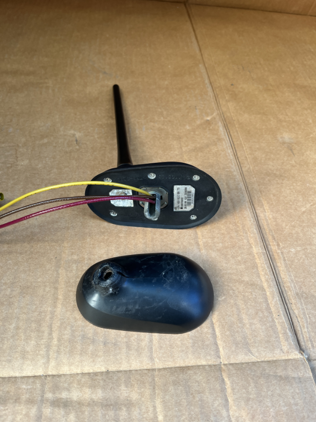 3D модель Крышка (основание) антенны на крышу Mercedes W169 / W245 - фото 2