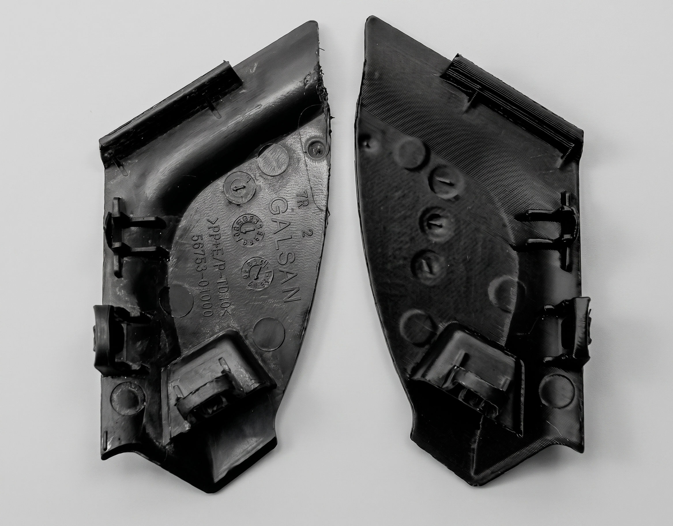 3D модель Заглушка (накладка) угла жабо лобового стекла Toyota Corolla E21 (2018–2024) - фото 2