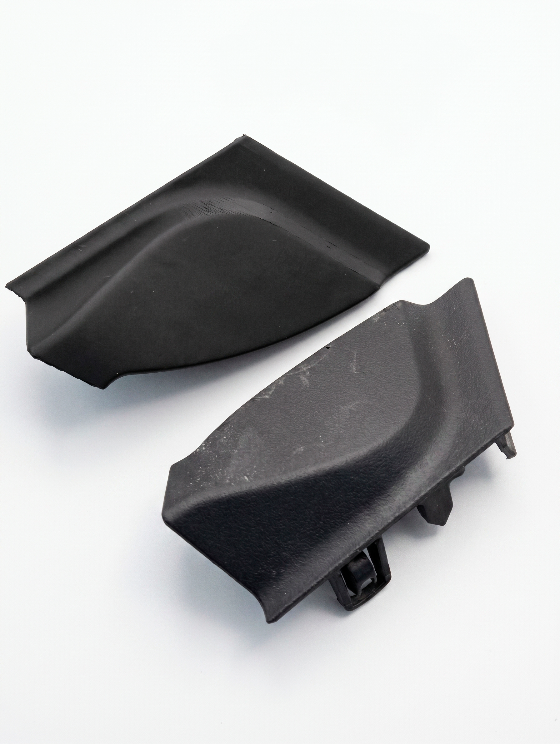 3D модель Заглушка (накладка) угла жабо лобового стекла Toyota Corolla E21 (2018–2024) - фото 1