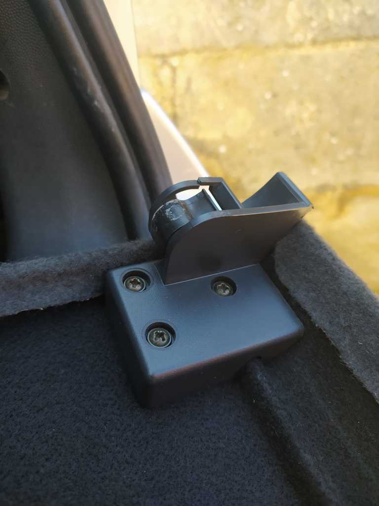 Петля полки OPEL CORSA C - Петля лотка - Задняя полка