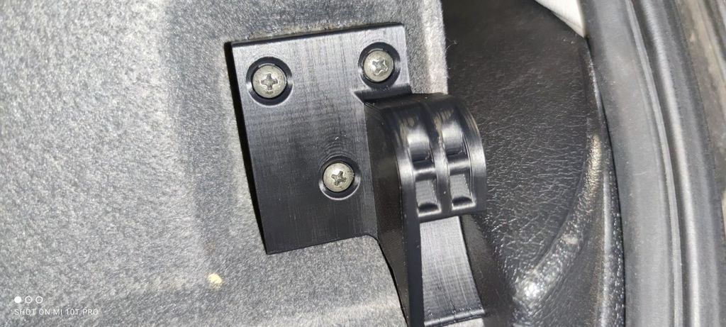 Ремонтная деталь поддержки задней полки Opel Corsa-B и Tigra-A